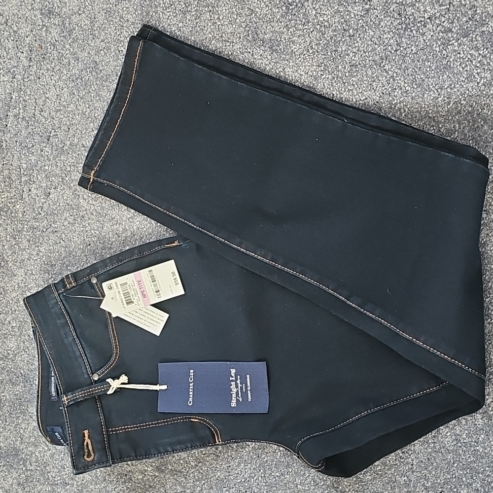 NWT LEXINGTON CHARTER CLUB STRAIGHT LEG DARK WASH JEANS WITH STRETCH. 6P